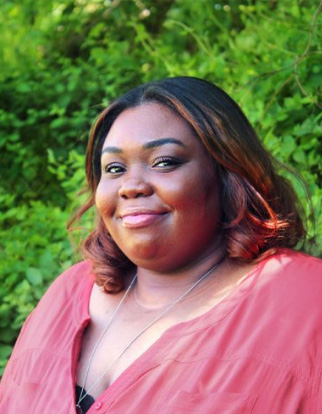Deeandra Knight, Office Manager